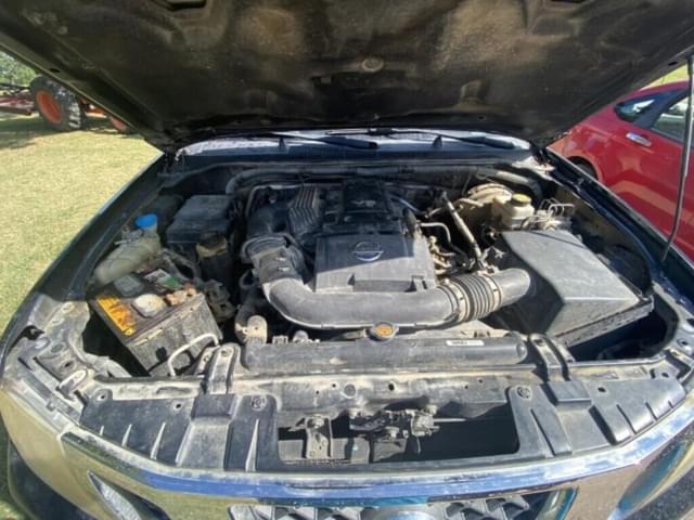 Image of Nissan Frontier equipment image 1