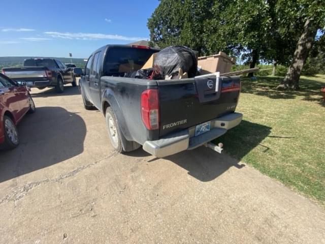 Image of Nissan Frontier equipment image 4