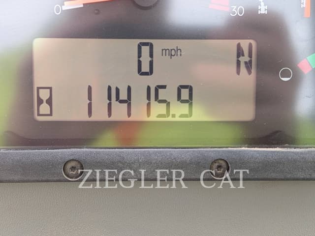 Image of Caterpillar 140M2AWD equipment image 4