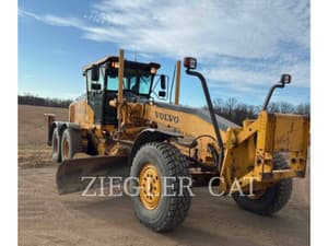 2011 Volvo G946B Image