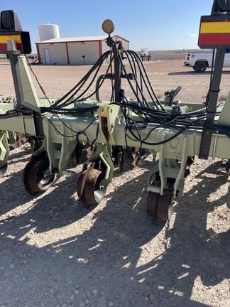 Image of Orthman 1tRIPr equipment image 2