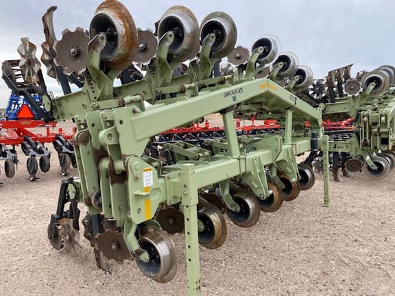 Image of Orthman 1tRIPr equipment image 1