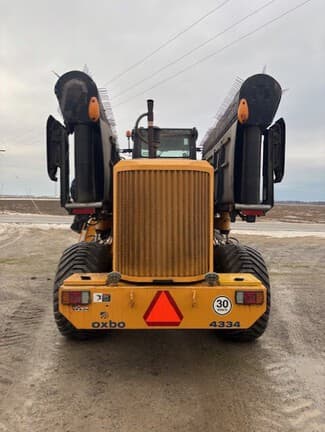 Image of Oxbo 4334 equipment image 3