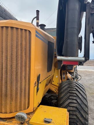 Image of Oxbo 4334 equipment image 4