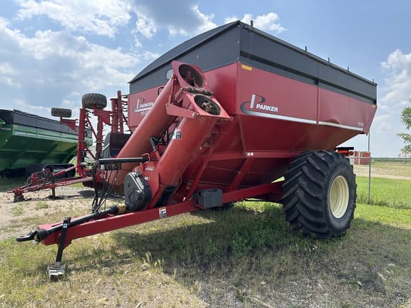 Main image Parker 1048