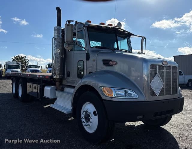 Image of Peterbilt 348 equipment image 2