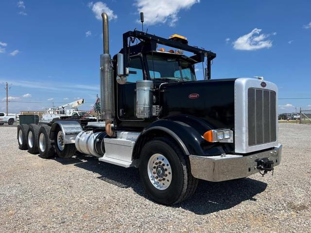 Image of Peterbilt 367 equipment image 1