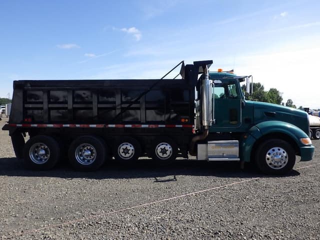 Image of Peterbilt 386 equipment image 3