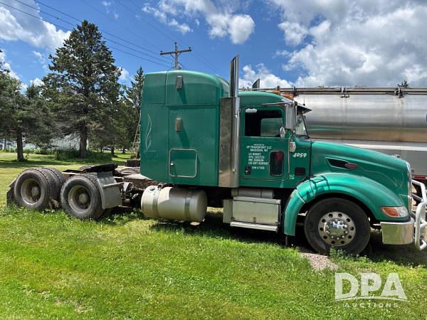 Image of Peterbilt 386 equipment image 1