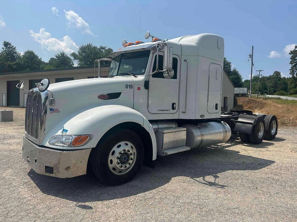Image of Peterbilt 386 Primary image