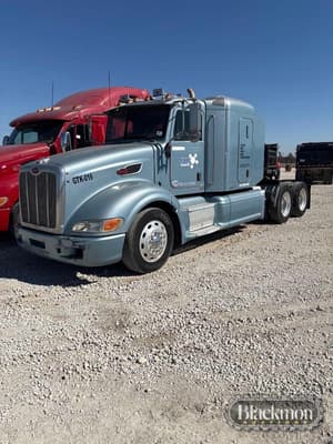 2011 Peterbilt 386 Image