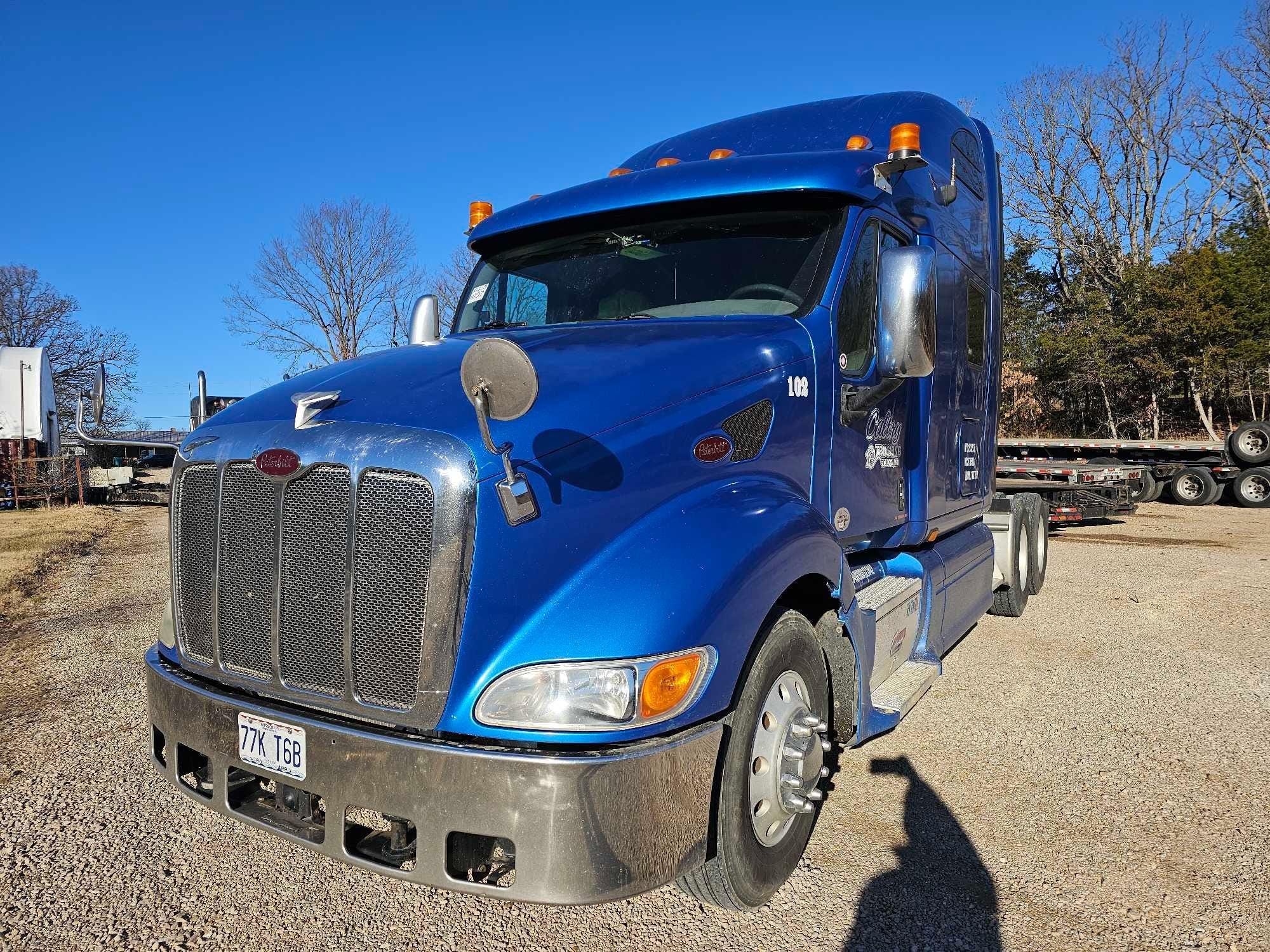 Main image Peterbilt 387
