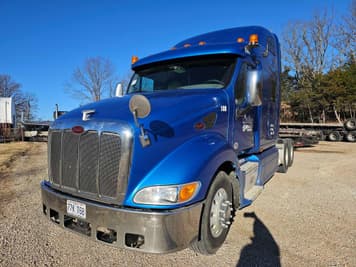 Main image Peterbilt 387