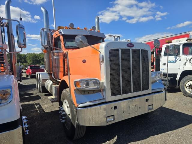 Image of Peterbilt 389 equipment image 2