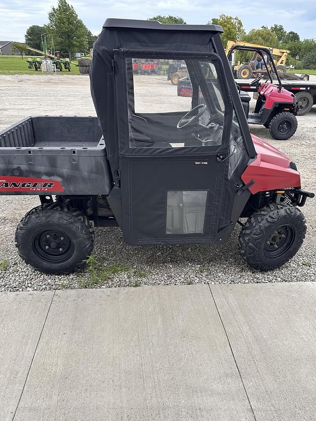Image of Polaris Ranger 400 equipment image 3