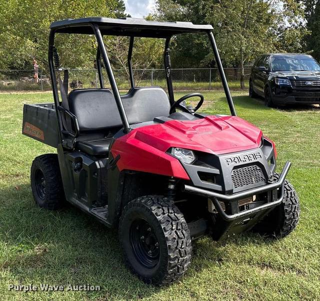 Image of Polaris RANGER 4X4 equipment image 2