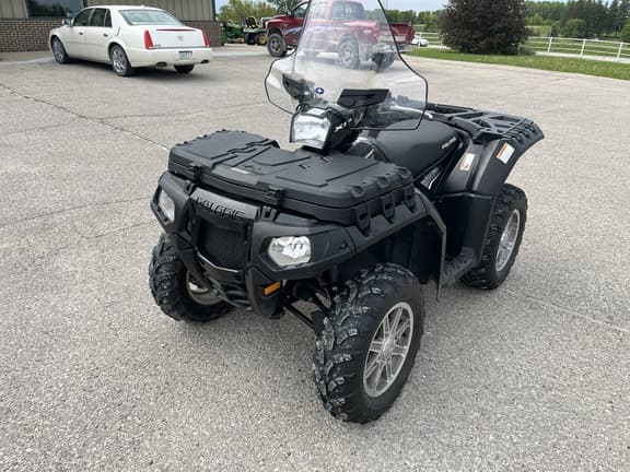 Image of Polaris Sportsman 850 equipment image 2