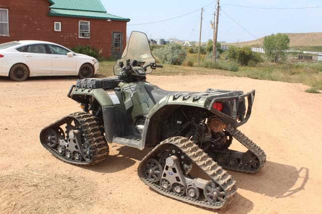 Image of Polaris Sportsman 850 equipment image 2