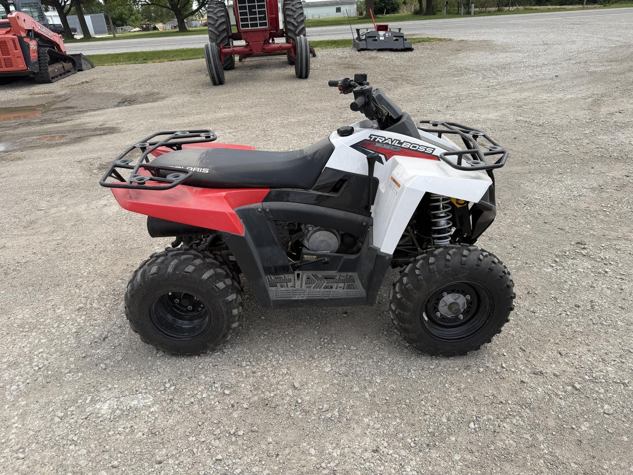 2011 Polaris Trail Boss 330 Equipment Image0