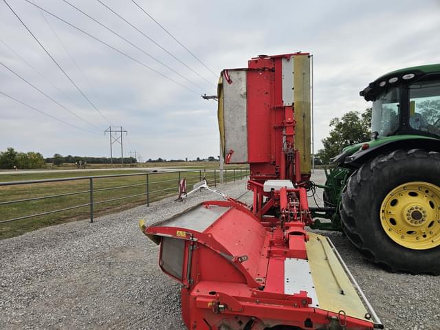 Image of Pottinger Novacat X8ED equipment image 1