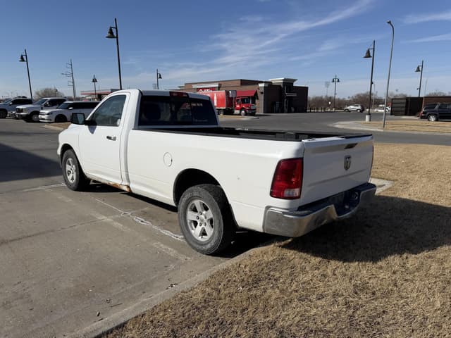 Image of Dodge Ram 1500 equipment image 4