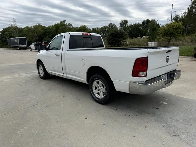 Image of Dodge Ram 1500 equipment image 2