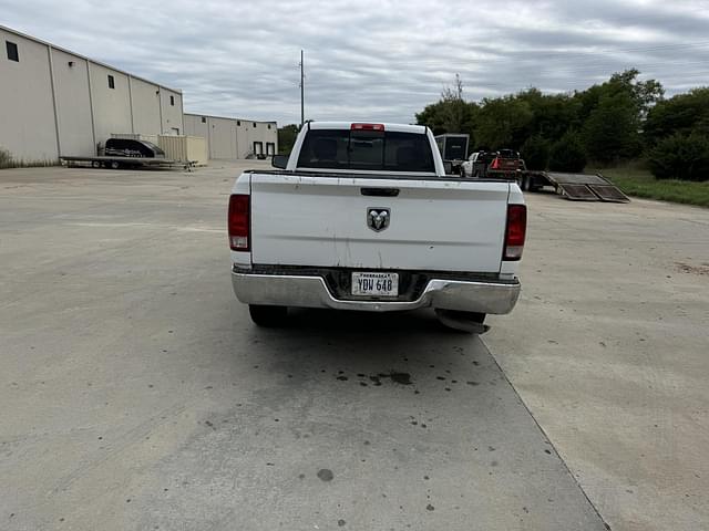 Image of Dodge Ram 1500 equipment image 3