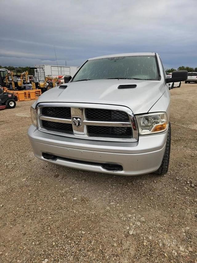 Image of Dodge Ram 1500 equipment image 1