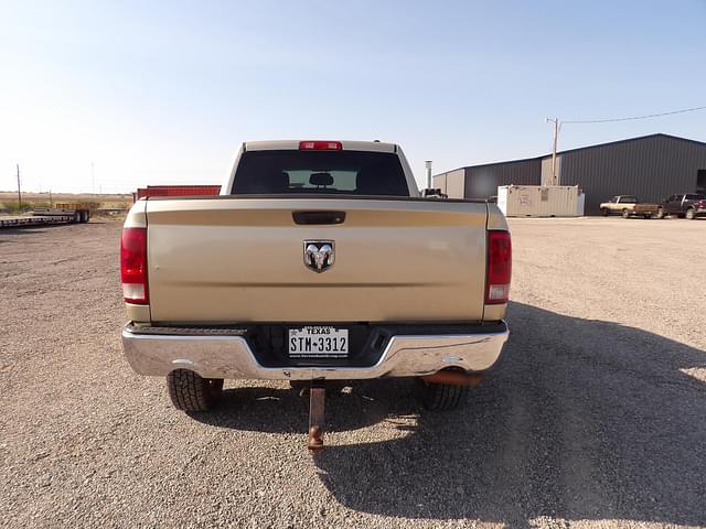 Image of Dodge Ram 1500 equipment image 3