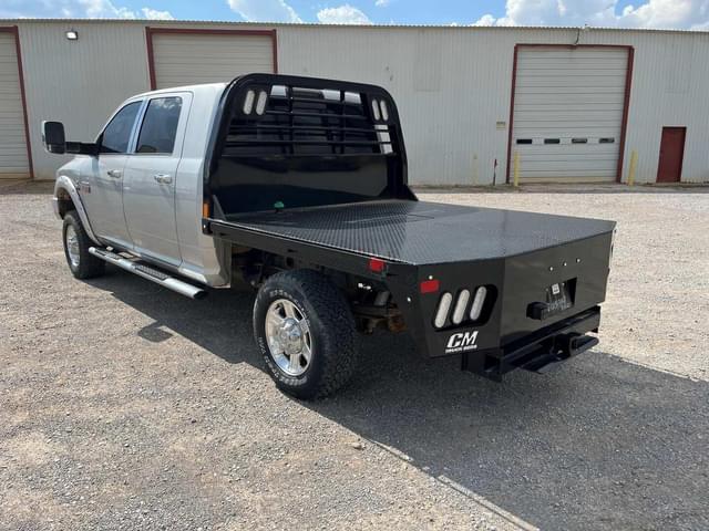 Image of Dodge Ram 2500 equipment image 2