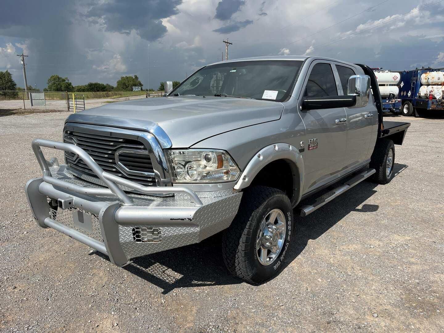 2011 Dodge Ram 2500 Equipment Image0