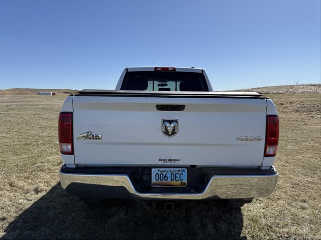 Image of Dodge Ram 2500HD equipment image 4