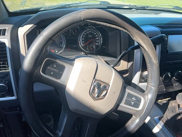 Image of Dodge Ram 2500HD equipment image 4