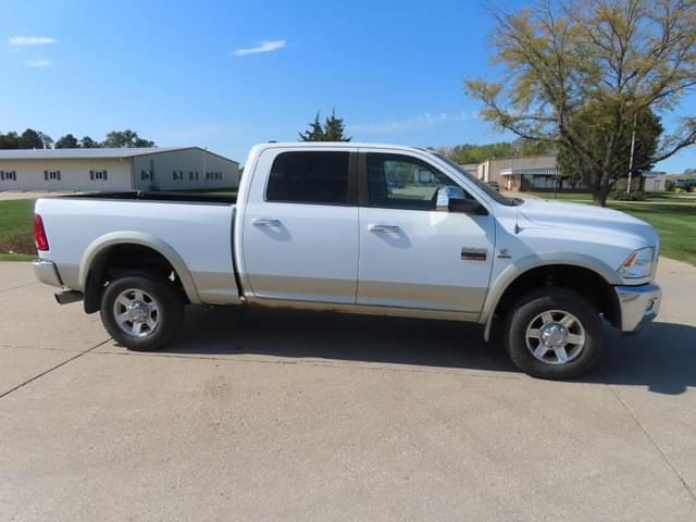Image of Dodge Ram 2500 equipment image 4