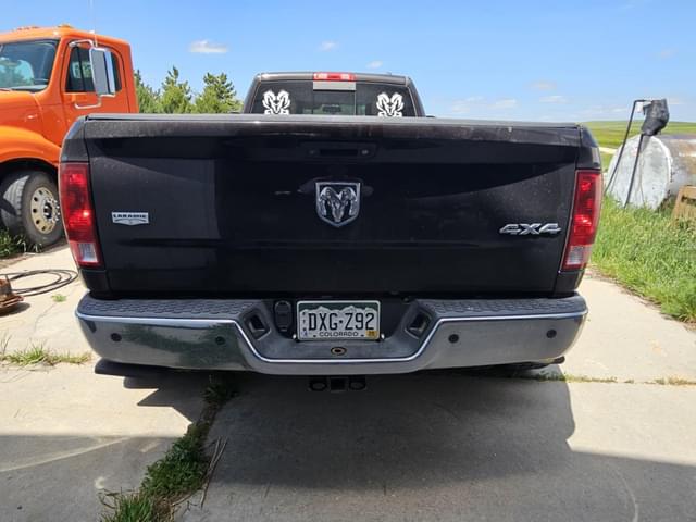 Image of Dodge Ram 3500 equipment image 3