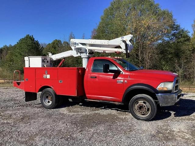 Image of Dodge Ram 5500 equipment image 1