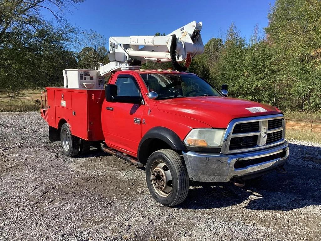 Image of Dodge Ram 5500 Primary image