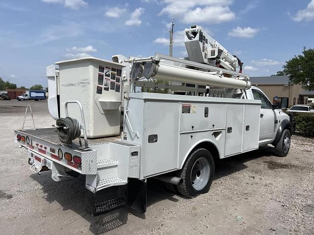 Image of Dodge Ram 5500 equipment image 2