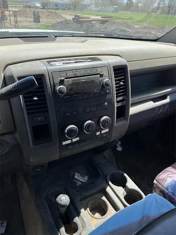 Main image Dodge Ram 5500 12