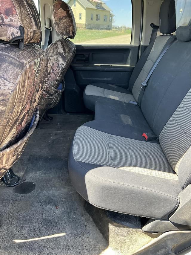 Thumbnail image Dodge Ram 5500 19