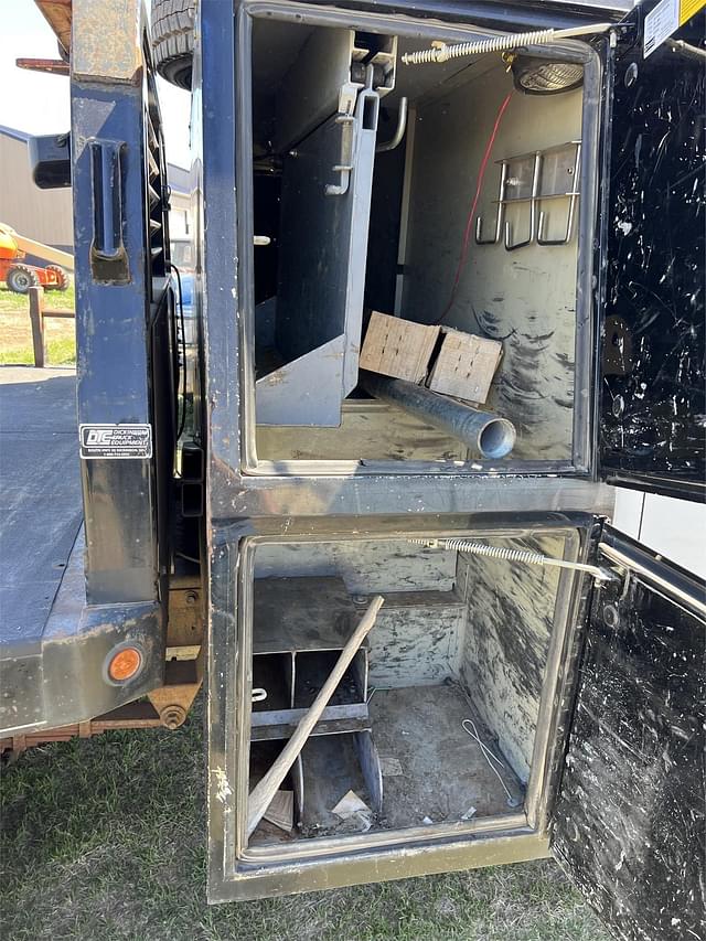 Thumbnail image Dodge Ram 5500 20
