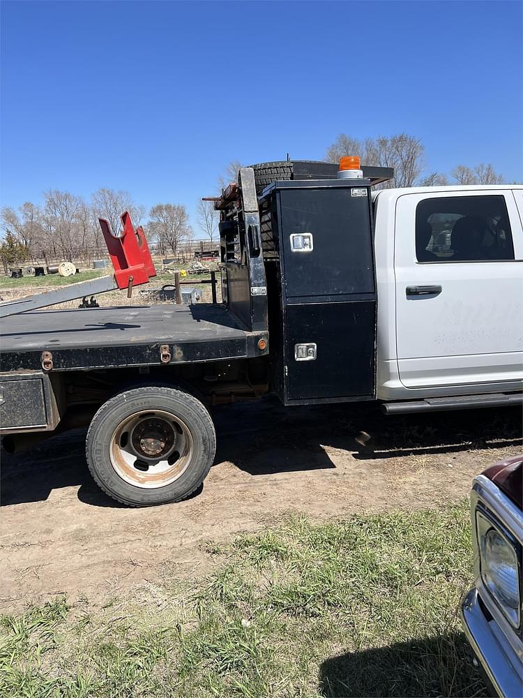 Main image Dodge Ram 5500 3
