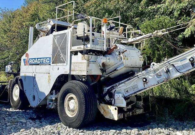 Image of Roadtec SB2500D equipment image 2