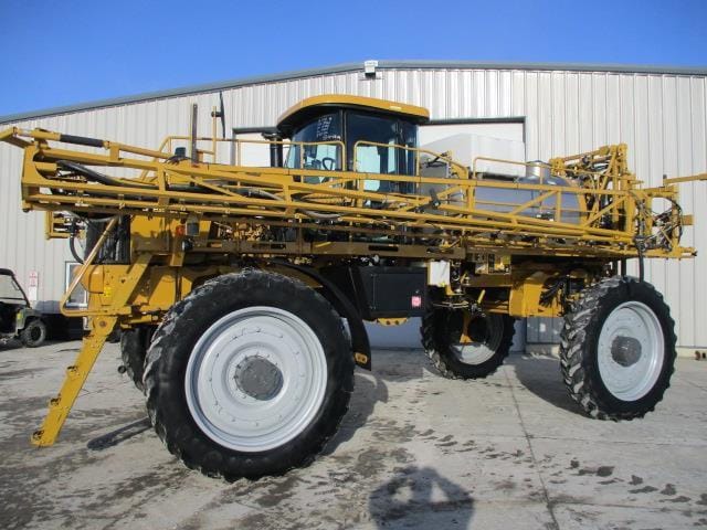 Main image Ag-Chem RoGator 1194