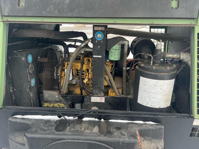 Image of Sullair 375 CA3 equipment image 2