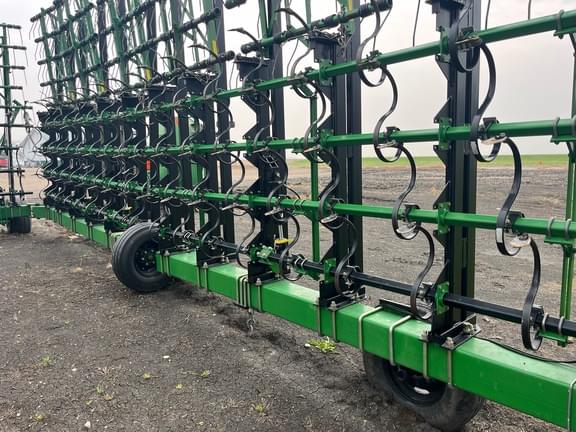 Image of Summers SuperWeeder equipment image 2