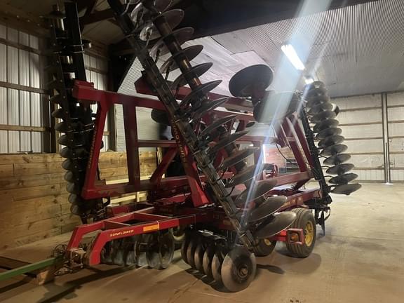 Image of Sunflower 1435-29 equipment image 1