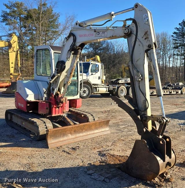 Image of Takeuchi TB153FR equipment image 2