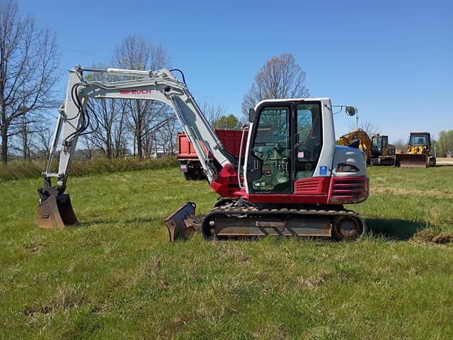 Image of Takeuchi TB285 equipment image 2