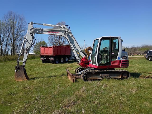 Image of Takeuchi TB285 equipment image 1